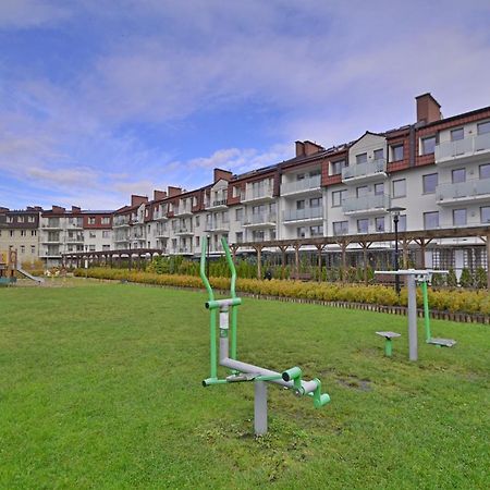 Apartamenty Bryza - Kwartal Rozy Wiatrow - Garaz シフィノウイシチェ エクステリア 写真