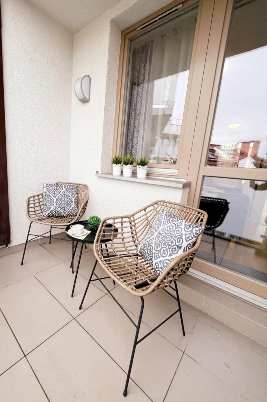 Apartamenty Bryza - Kwartal Rozy Wiatrow - Garaz シフィノウイシチェ エクステリア 写真